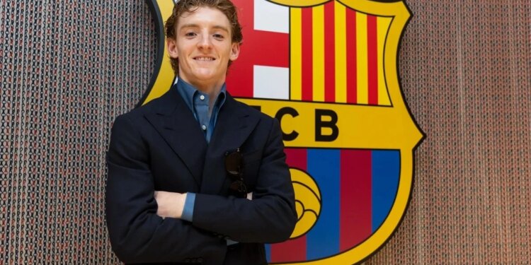 Barcelona anuncia a contratação de Anthony Gordon, ex-Newcastle