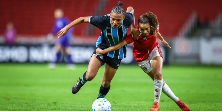 Nos pênaltis, Inter elimina Grêmio e segue na Copa do Brasil Feminina