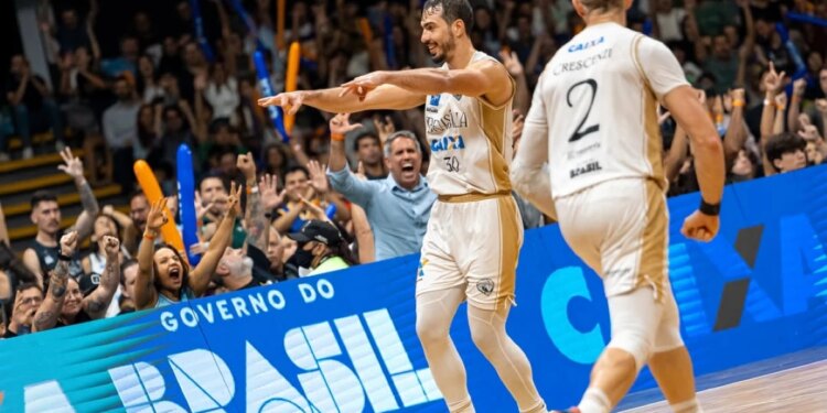 NBB: Von Haydin se torna 3º jogador com mais cestas de 3 nos playoffs